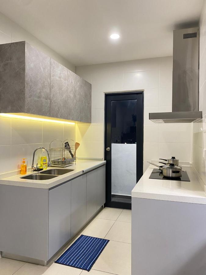 Reizz Residence By Leo Suites Kuala Lumpur Buitenkant foto