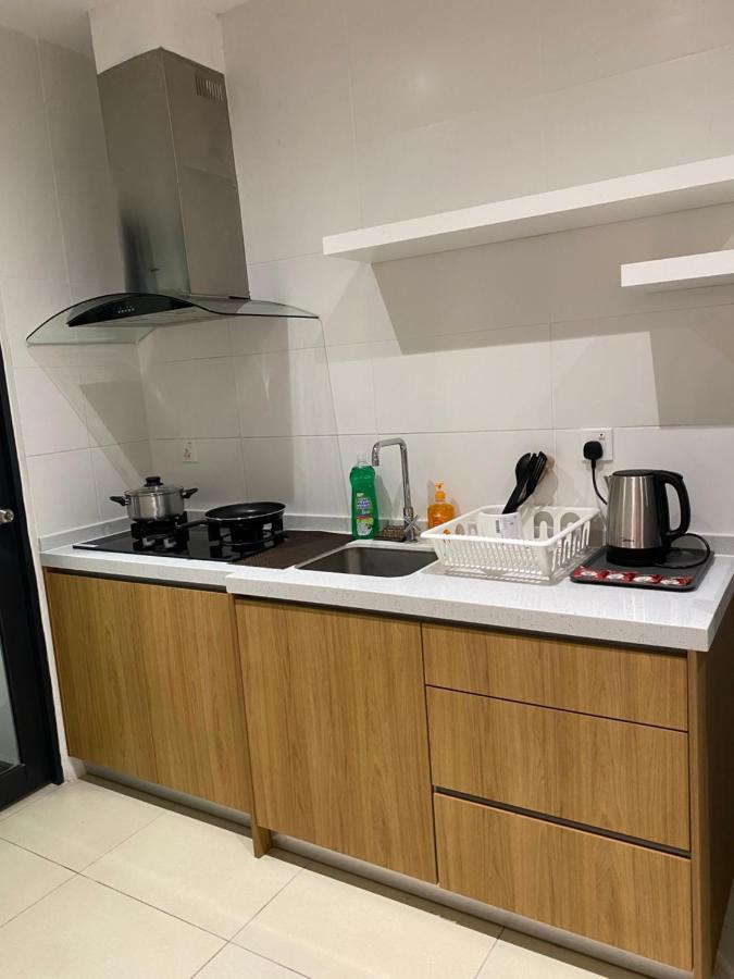 Reizz Residence By Leo Suites Kuala Lumpur Buitenkant foto